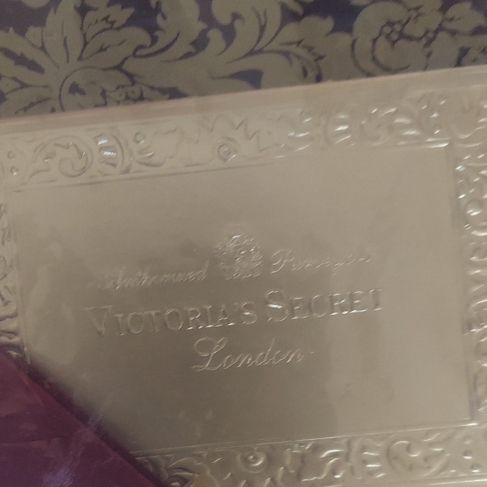 Victoria's Secret Gold Vintage Gift Wrapping